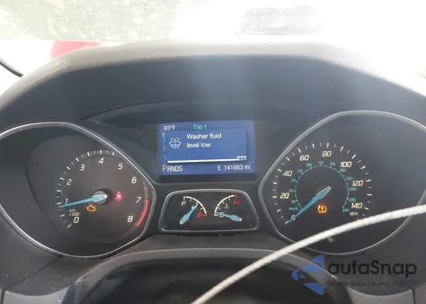 2014 Ford Focus Se z USA, uszkodzony, nr VIN 1FADP3F28EL435674